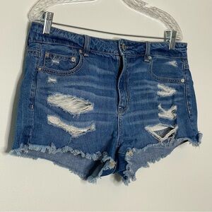 American Eagle Outfitters Distressed Tomgirl Shortie